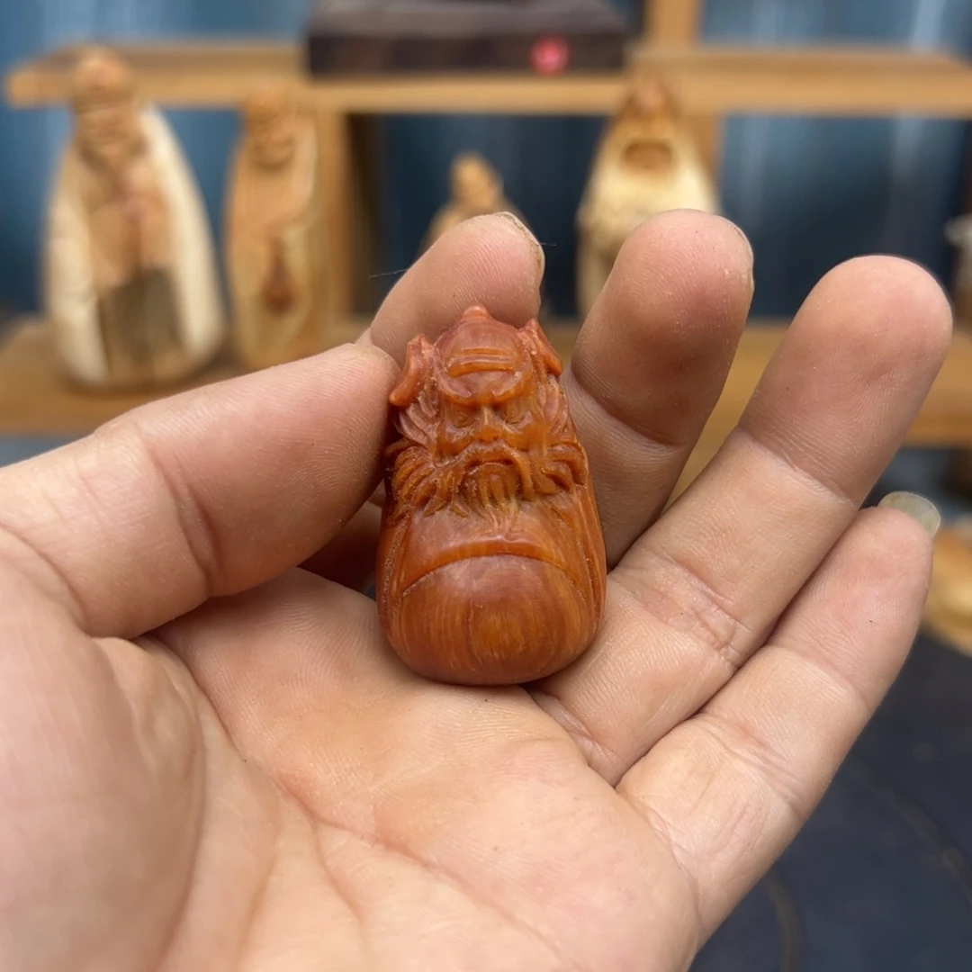 木猪****a崖柏木摆件手把件