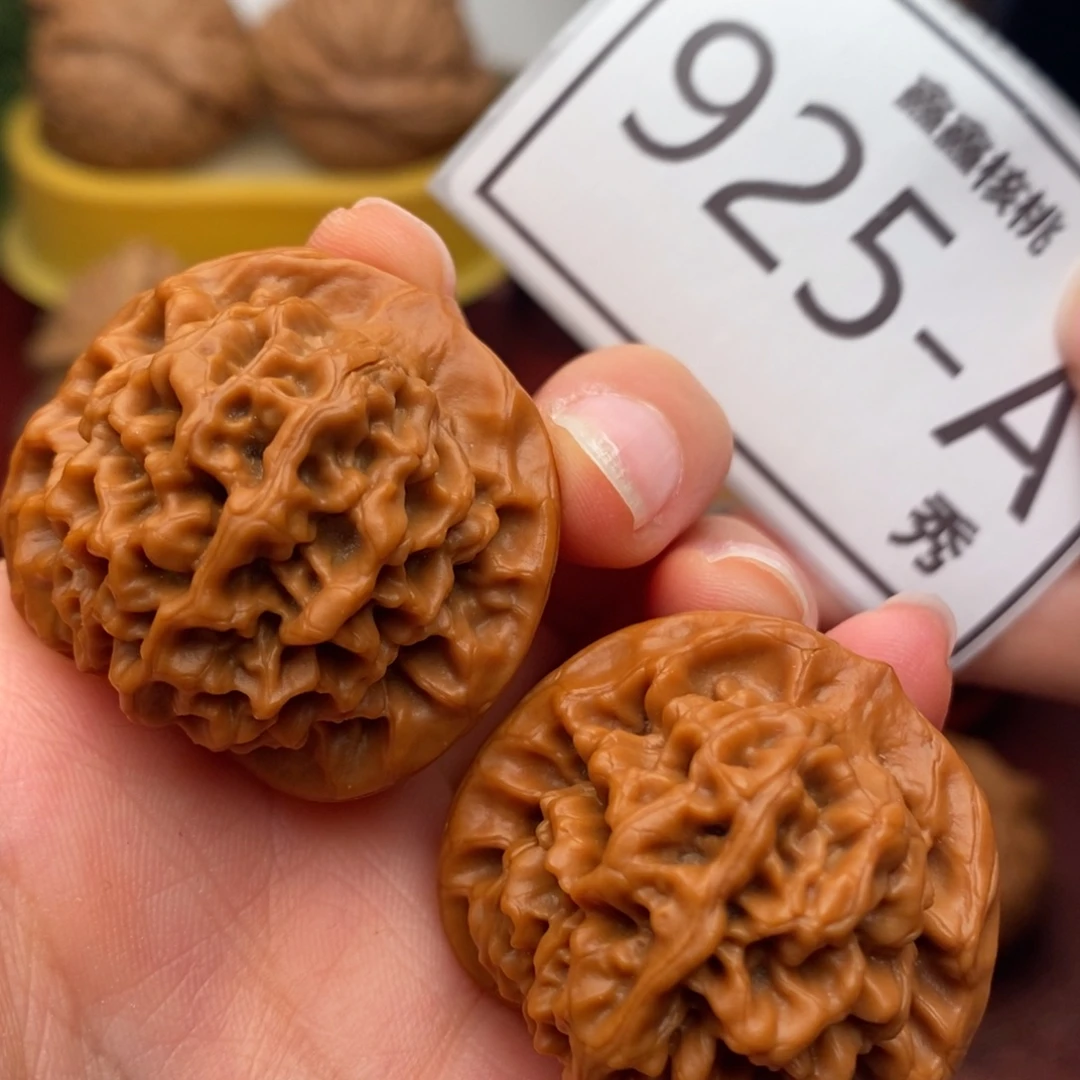 文玩核桃把件秦闷35……
