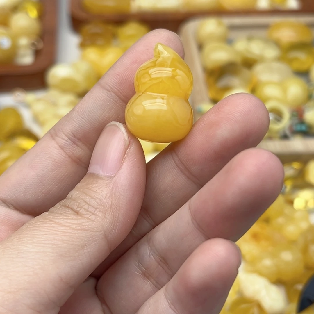 蜜蜡未镶嵌裸石天然