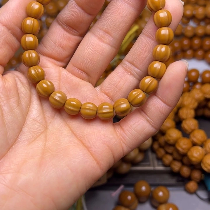 吊坠橄榄核聚宝盆