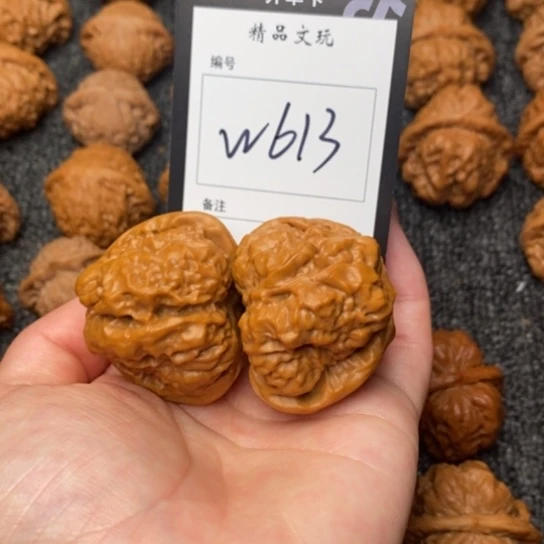 桃核吊坠阿*春我是第一百个