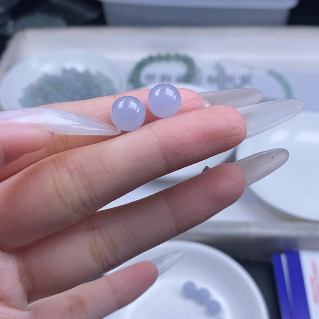 顺***疯翡翠未镶嵌颈饰翡翠