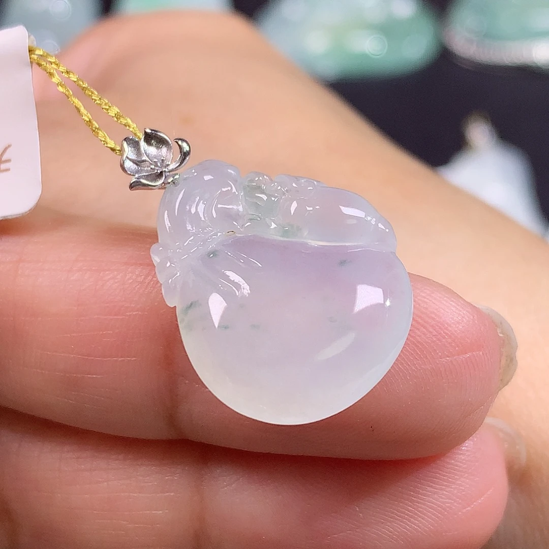 翡翠18K金镶嵌颈饰钱袋子