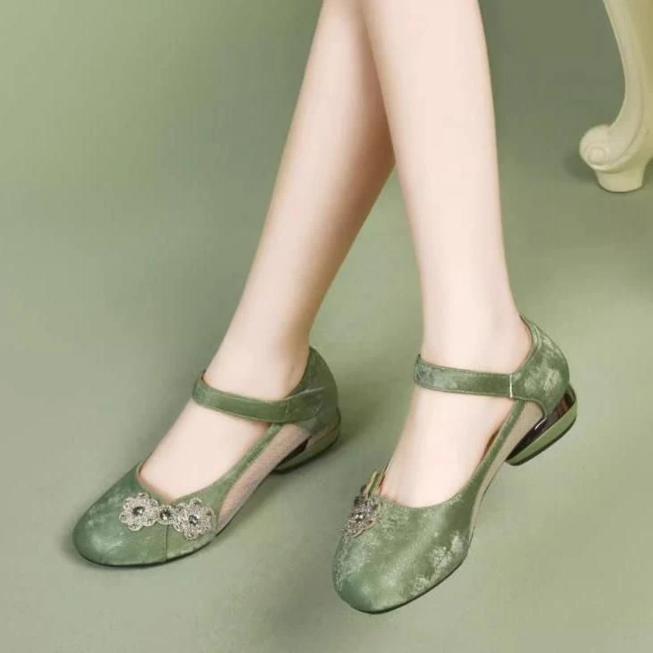 民族风妈妈鞋软底不累脚2025年春秋新款国风女鞋洋气网纱透气单鞋