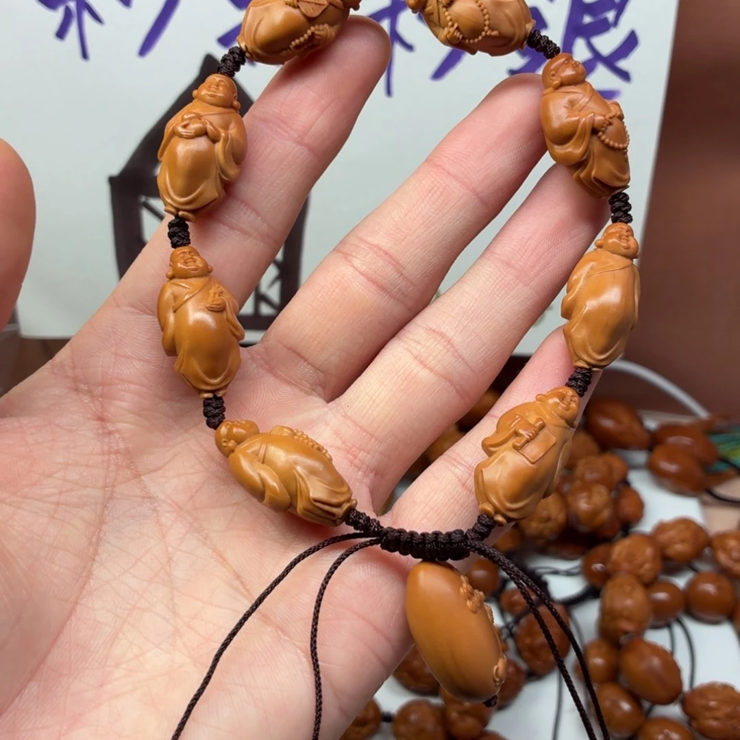 橄榄核吊坠站立小沙弥