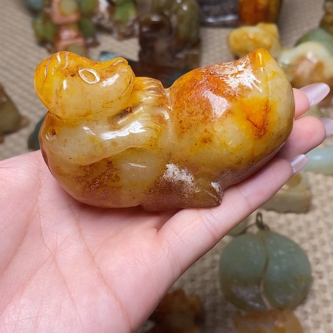 未镶嵌蛇纹石玉颈饰