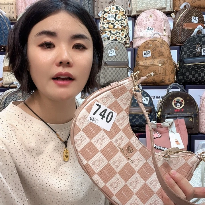 PVC包包包包包包包包吧