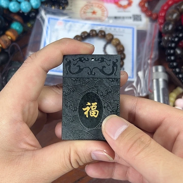 和田玉（糖玉）颈饰未镶嵌