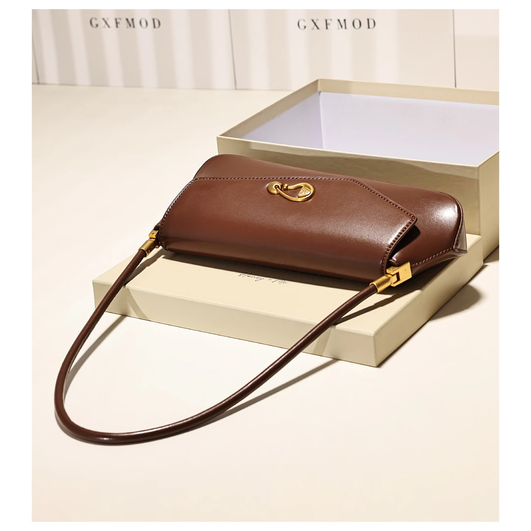 GXFMOD原创设计法式复古腋下包2025早秋高级感法棍包单肩通勤女包