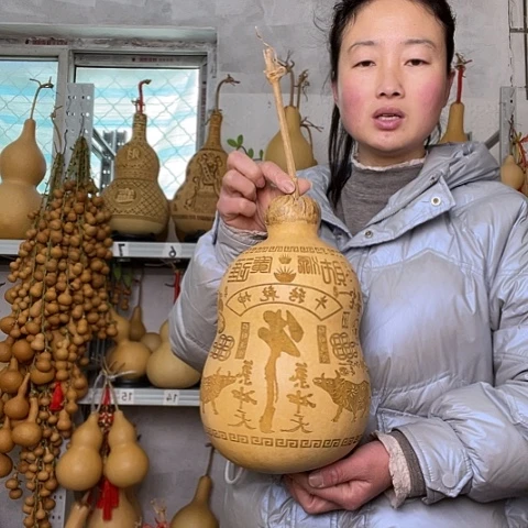 东**材天然植物葫芦文玩