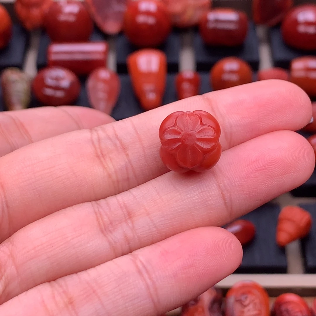 南红玛瑙未镶嵌原矿事事如意12.3mm