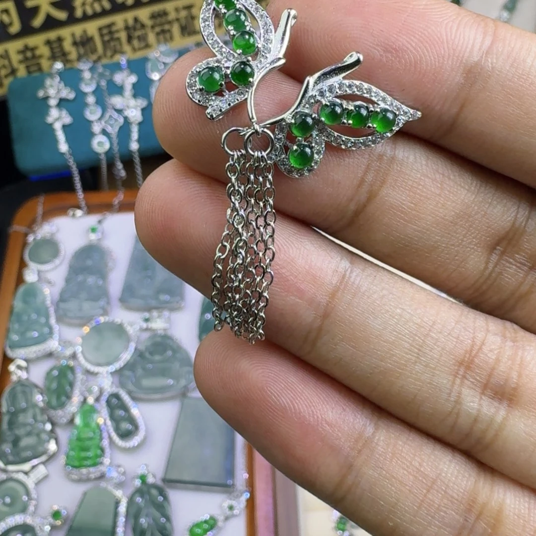 翡翠未镶嵌挂件1478