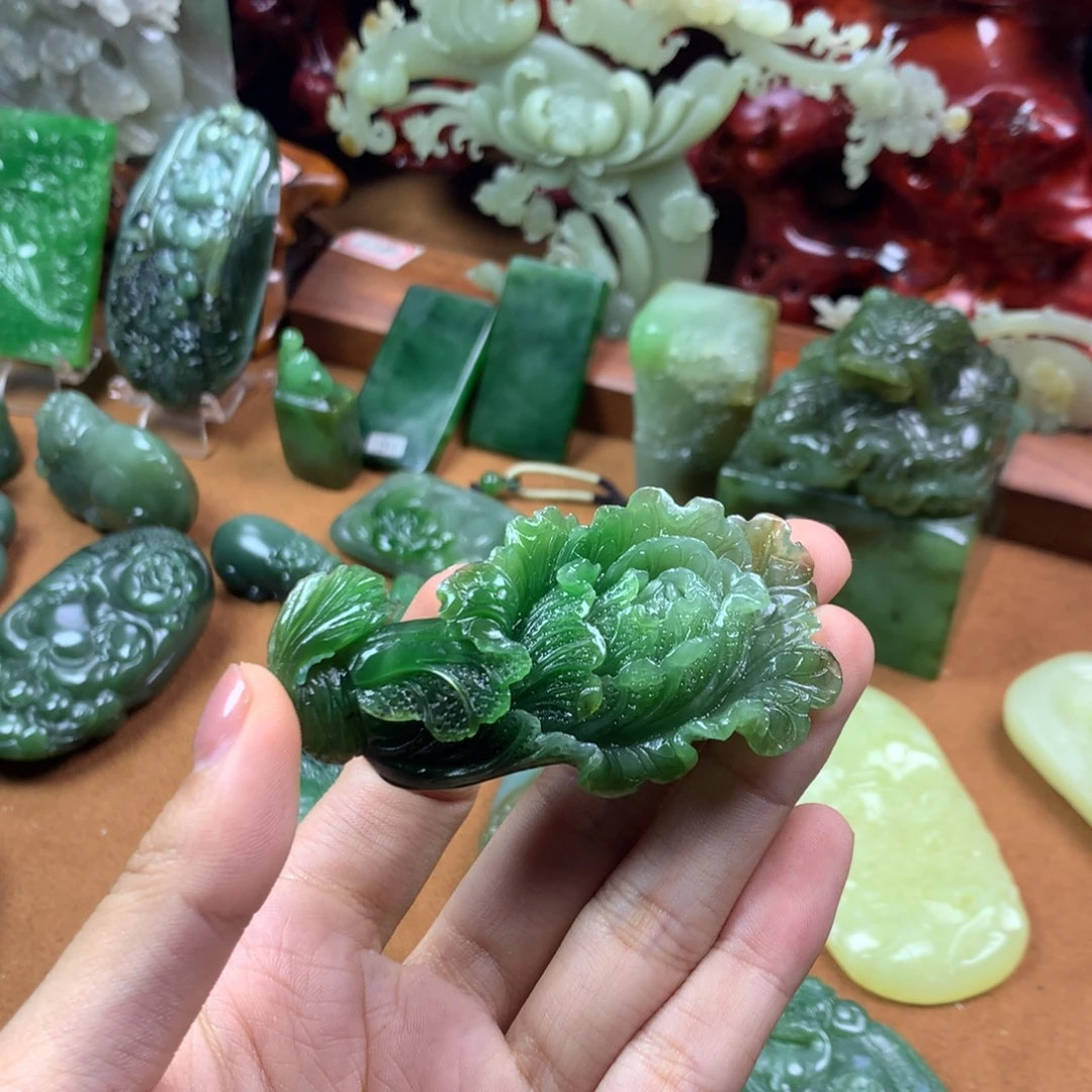 和田玉（碧玉）未镶嵌挂件