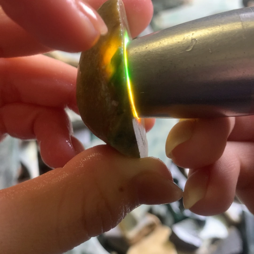 翡翠颈饰未镶嵌缅甸翡翠