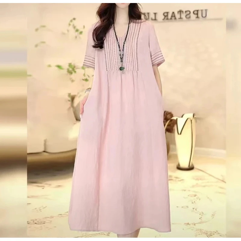 天丝麻高级感时尚刺绣V领连衣裙2025夏新款宽松显瘦气质长裙A511