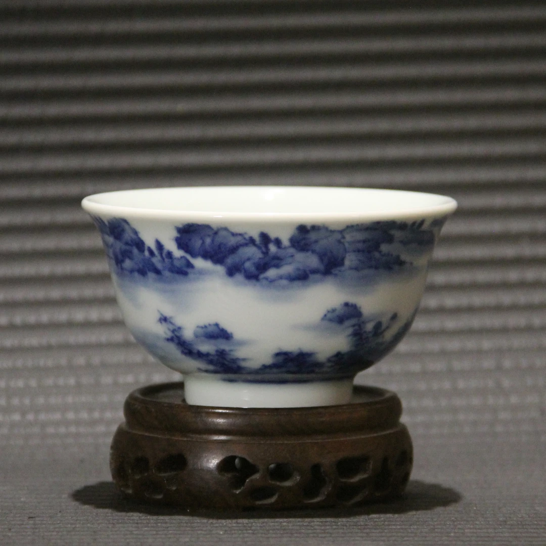柴窑青花山水压手杯口径9厘米高5厘米全手工手绘主人杯名窑陶瓷