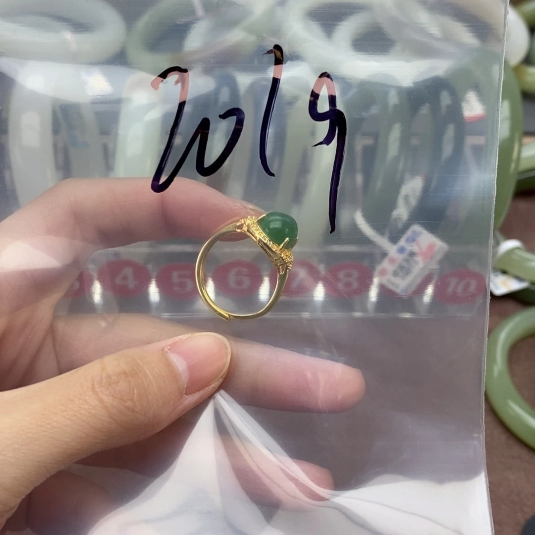 和田玉手镯未镶嵌2**9