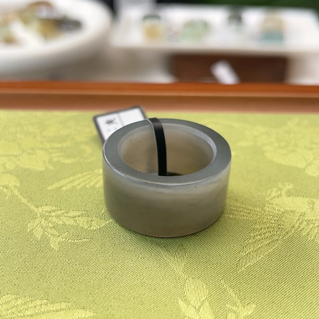 未镶嵌戒指和田玉c53烟灰直切17.1