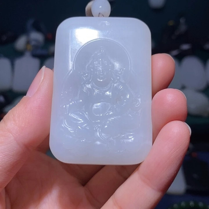 和田玉颈饰未镶嵌黄财神