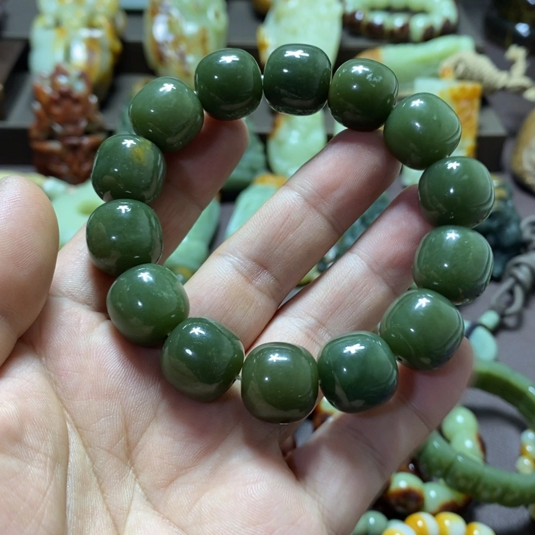 透闪石质玉未镶嵌手链16