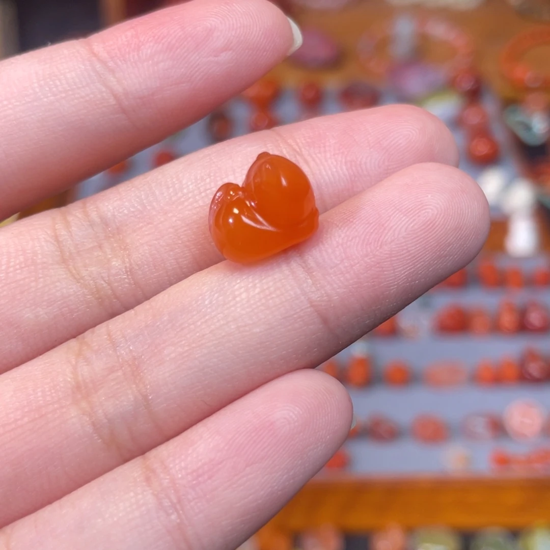 未镶嵌趴趴猫南红玛瑙