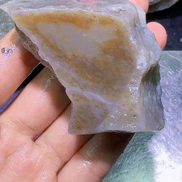 未镶嵌和田玉（糖玉）珠宝半成品