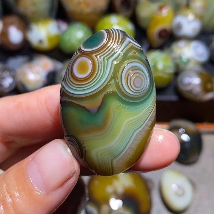 未镶嵌玛瑙/玉髓珠宝半成品78