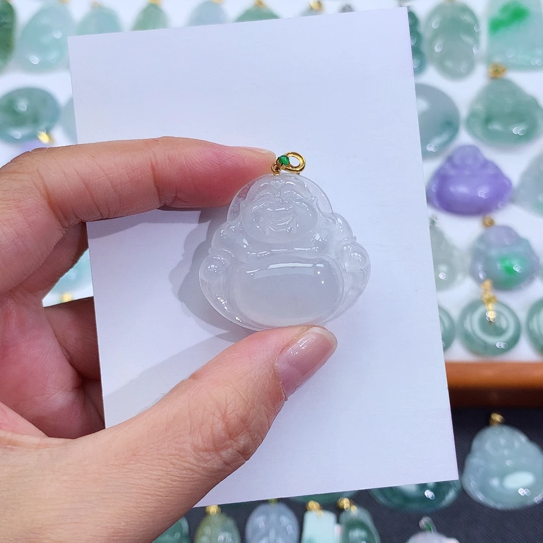 翡翠18K金镶嵌颈饰翡翠吊坠