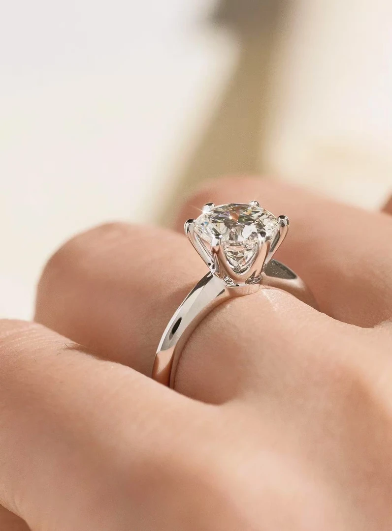 NFZX 经典T六爪皇冠2.0ct闭口女戒