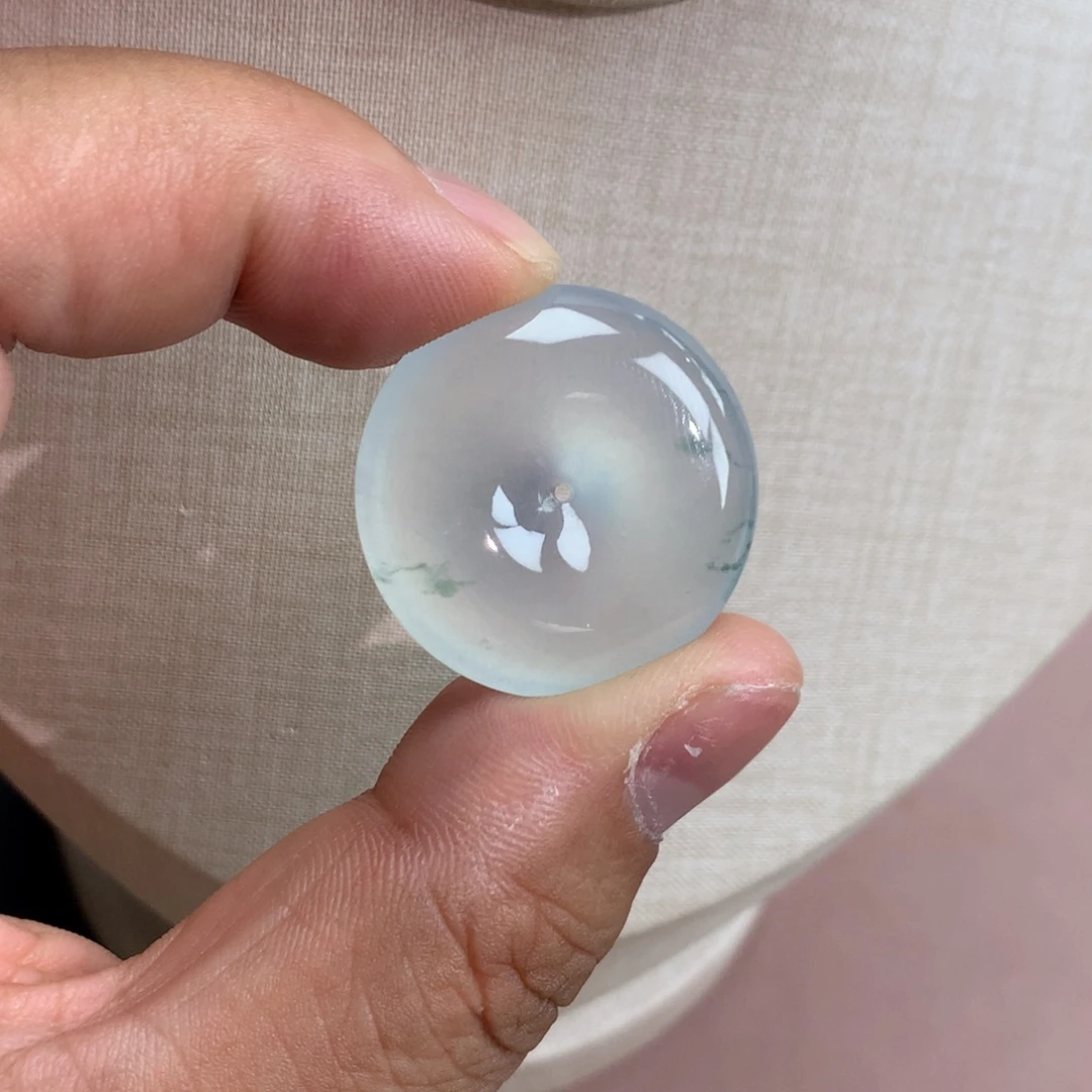 颈饰未镶嵌翡翠平安扣