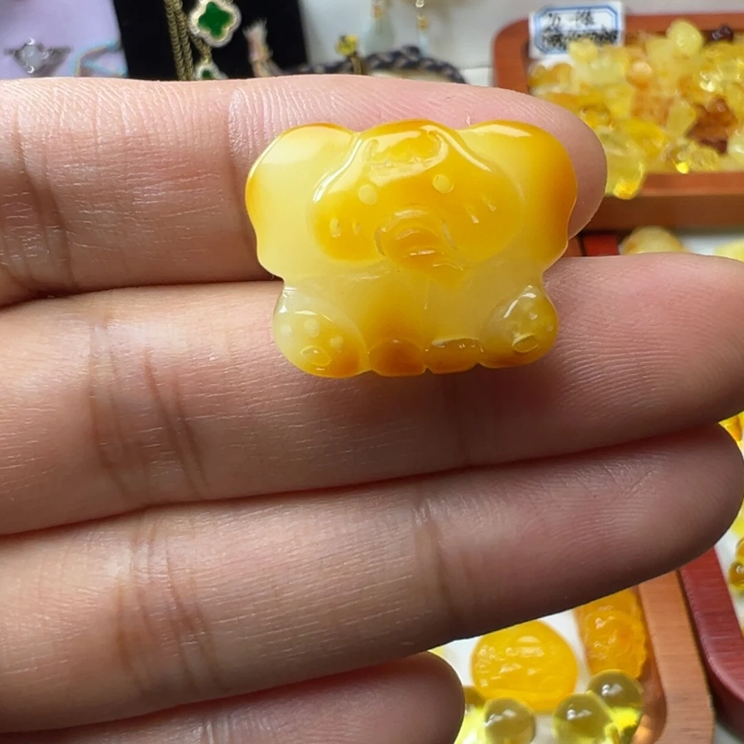 琥珀吊坠(不含链)未镶嵌