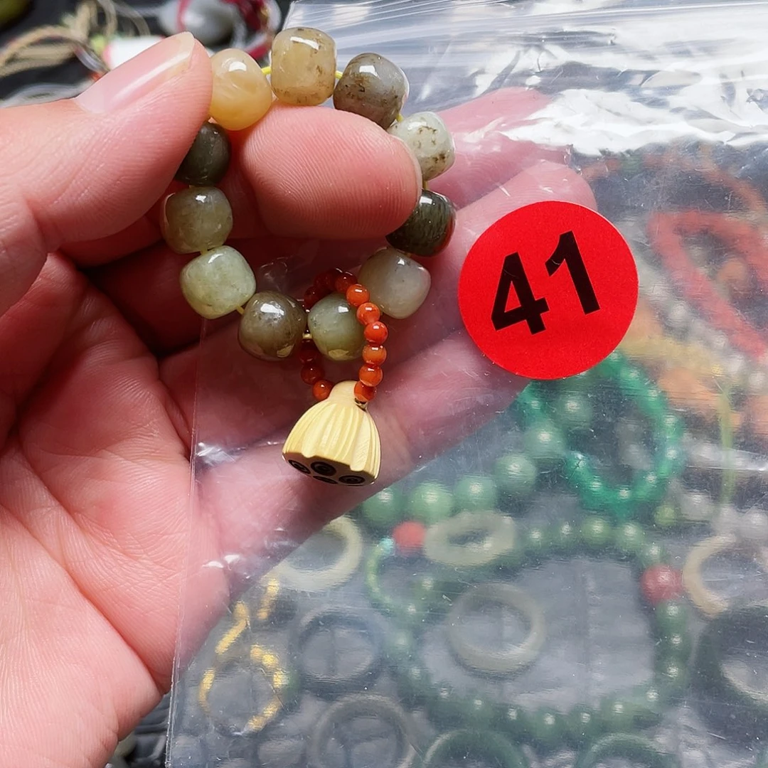 未镶嵌手镯和田玉素**韵