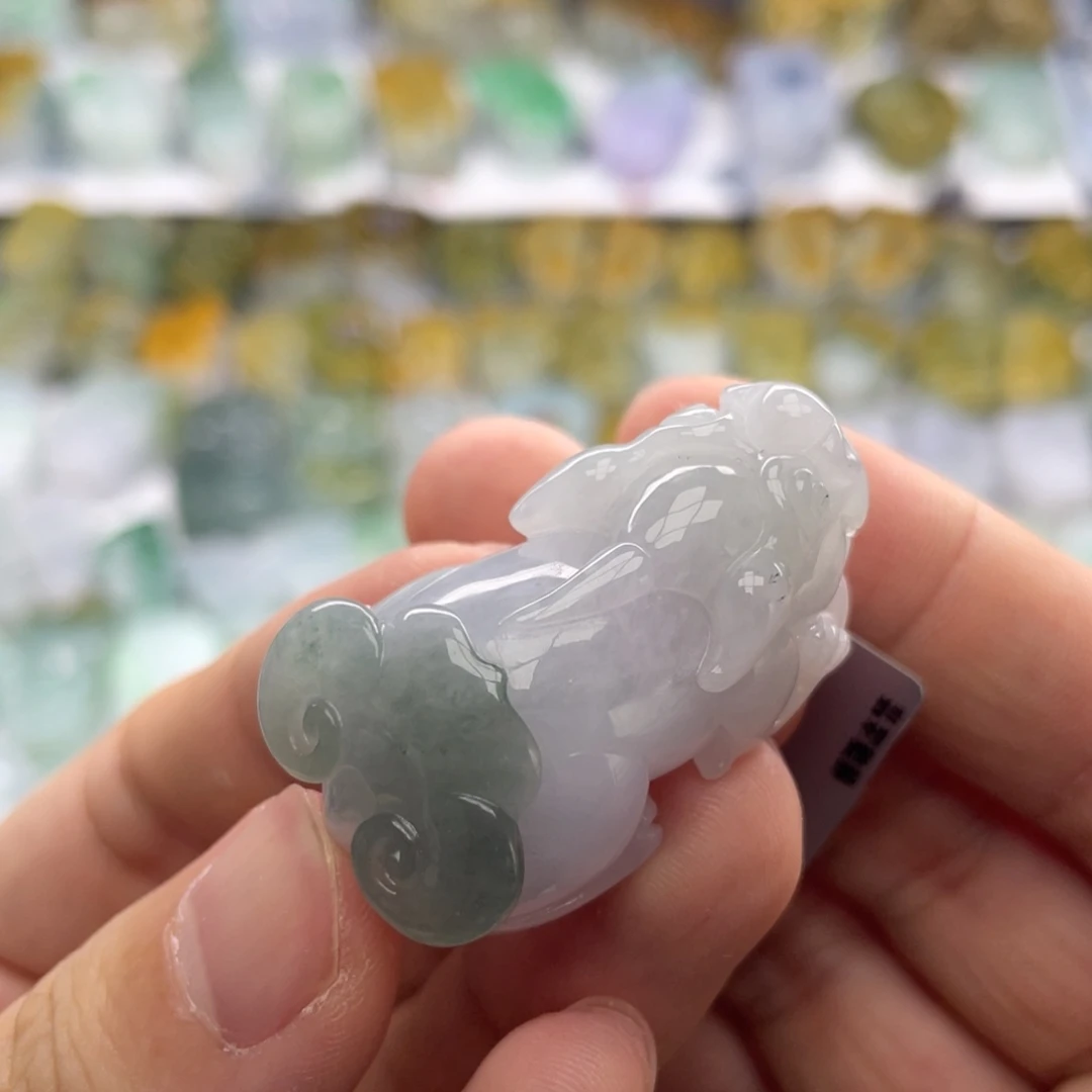 翡翠未镶嵌颈饰貔貅7