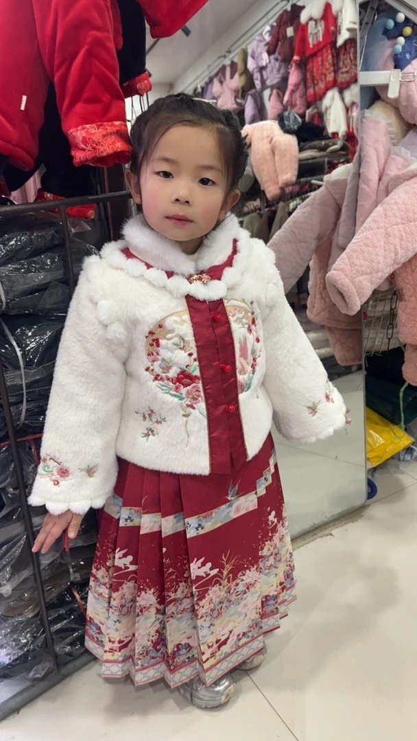 女2025冬汉服刺绣毛呢拜年服公主古装冬季冬装加厚宝宝