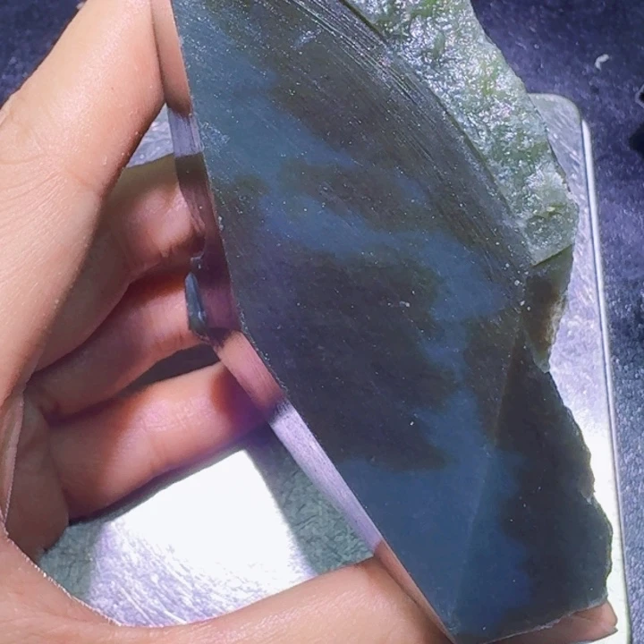未镶嵌和田玉（糖玉）珠宝半成品