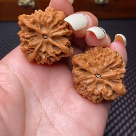 无***形文玩核桃吊坠39全品秦闷