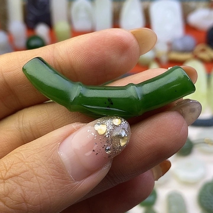 和田玉未镶嵌颈饰碧玉竹节吊坠