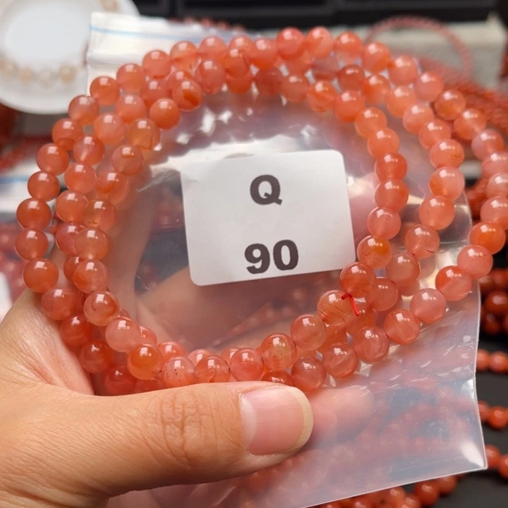 南红玛瑙未镶嵌多样性发货默认微瑕称重7mm