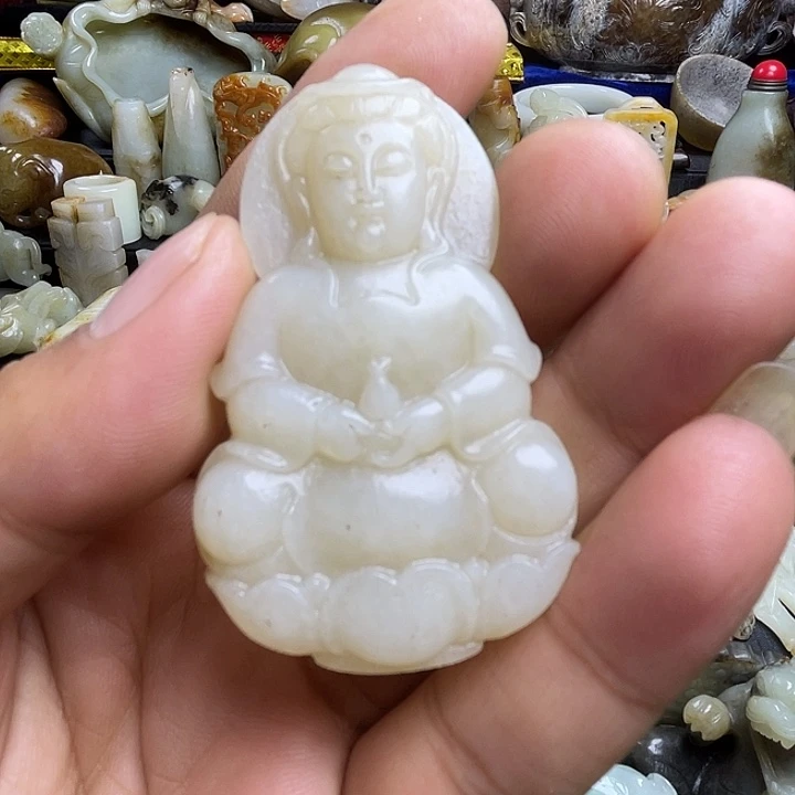 颈饰未镶嵌和田玉