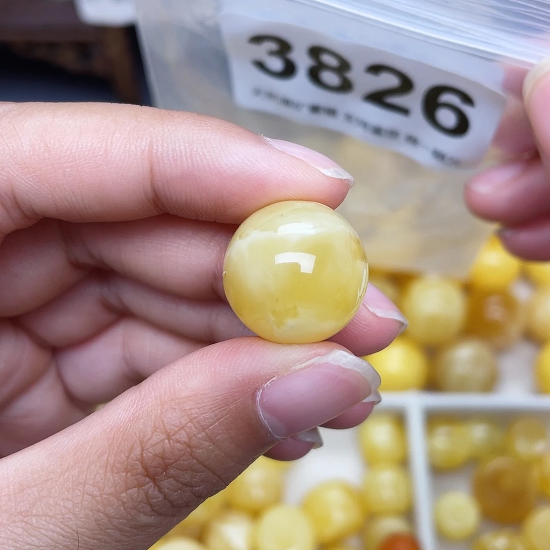 蜜蜡未镶嵌珠宝奇石17.2沁色