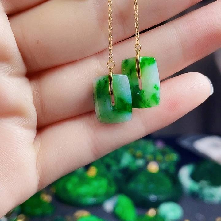 翡翠银S925镶嵌颈饰多样性