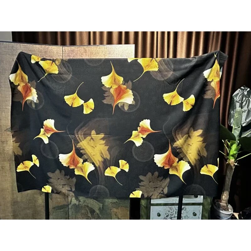 XC134 银杏叶 围巾180*70左右 瑕疵