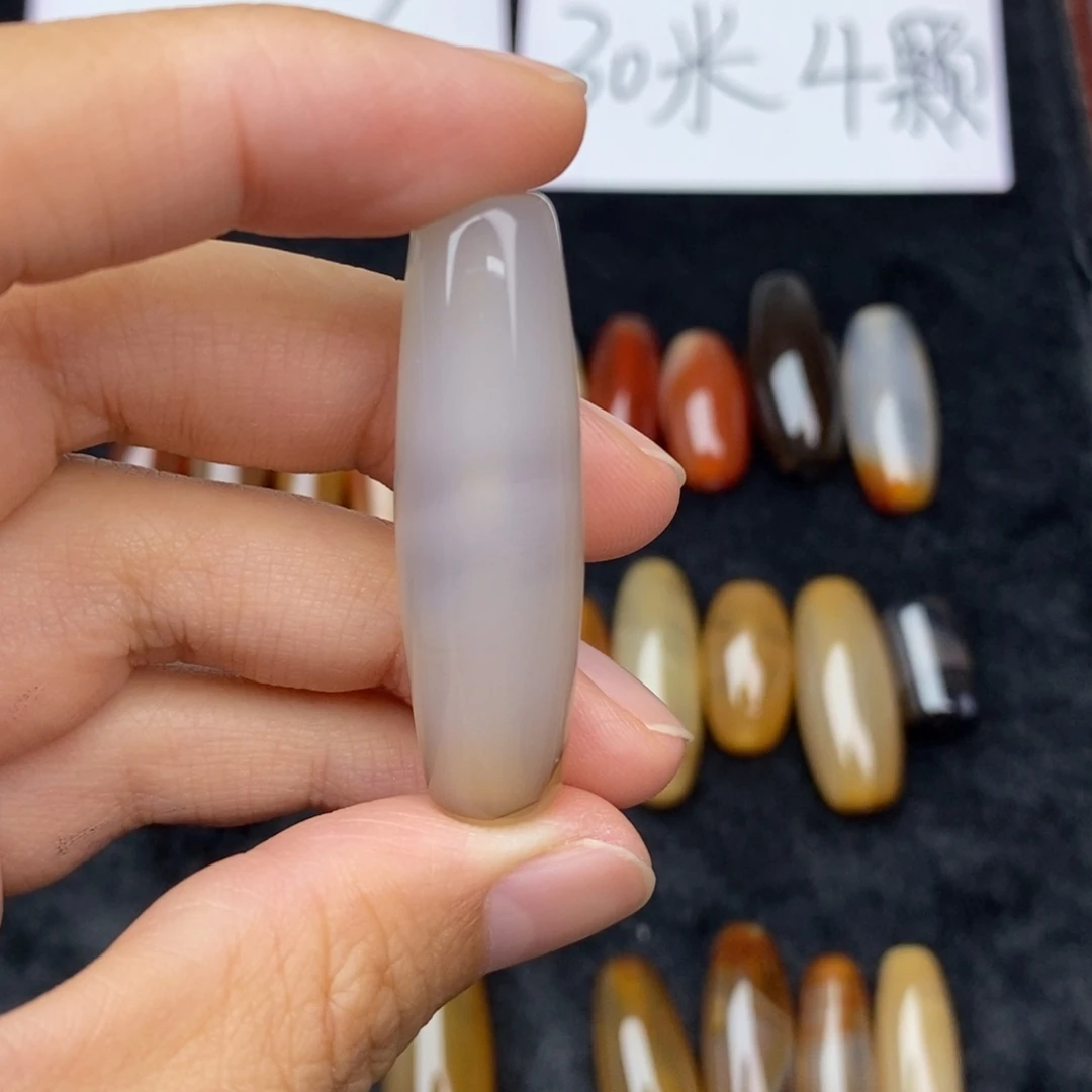 ****舍玛瑙/玉髓颈饰未镶嵌