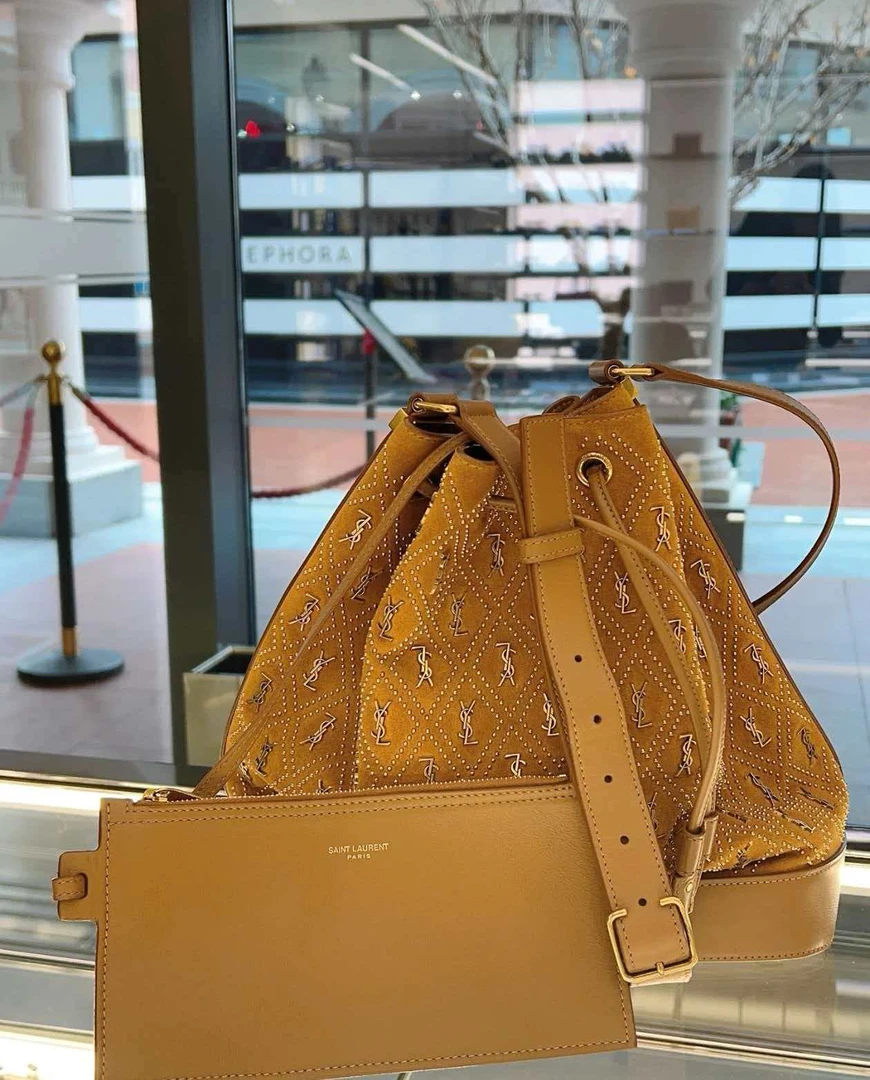 95新 YSL/圣罗兰 YSL 圣罗兰 棕色抽绳水桶单肩包 19050042