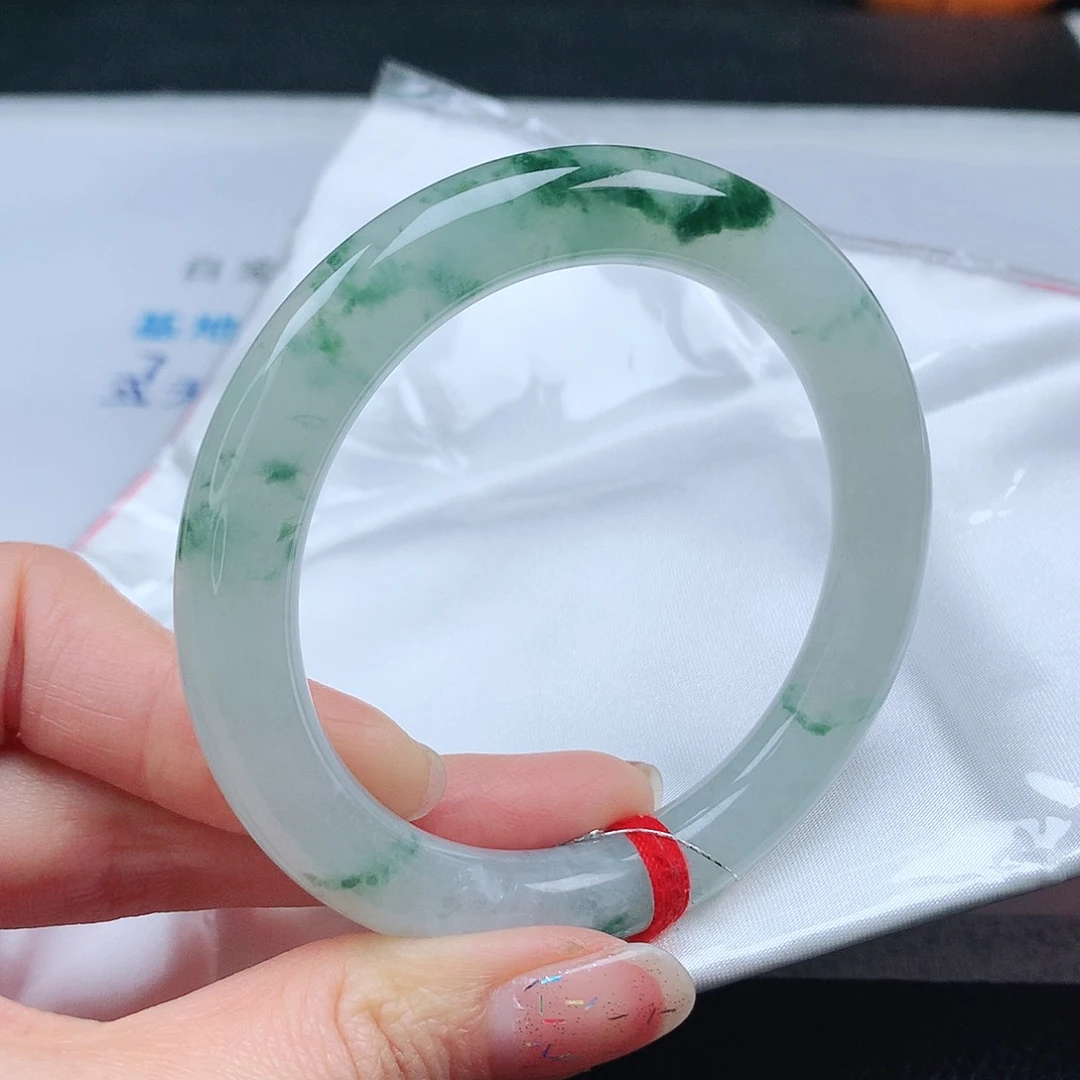 翡翠手镯（圆镯）未镶嵌55➕圆