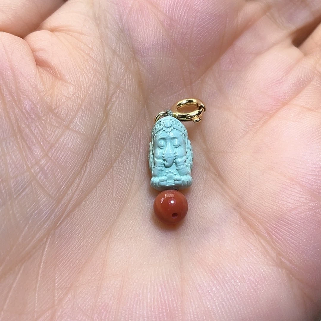 南红玛瑙配饰未镶嵌
