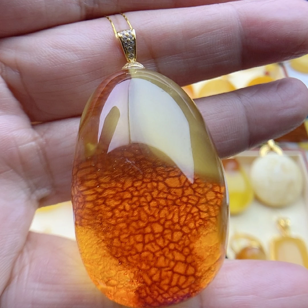 琥珀颈饰银S925镀金镶嵌
