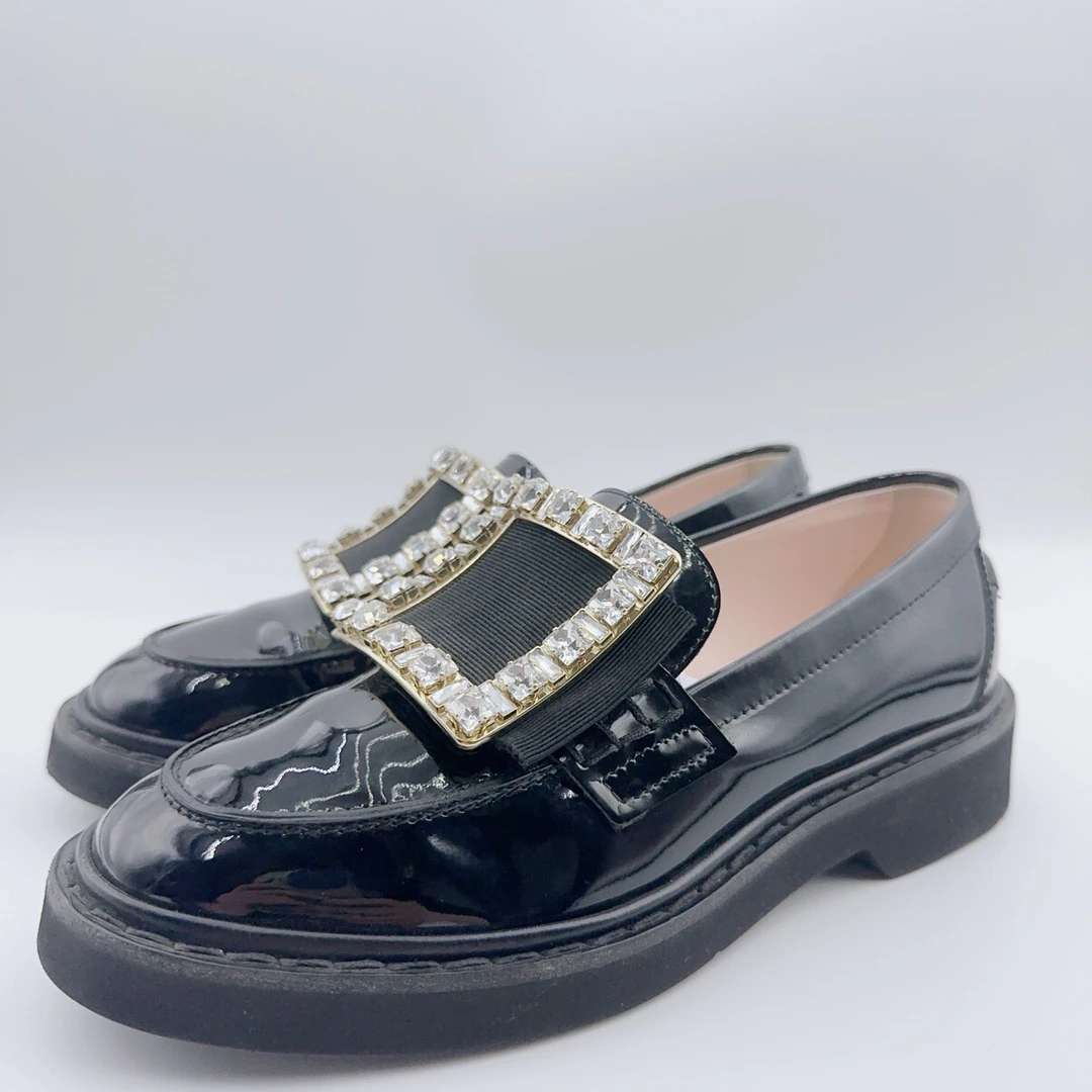 95新 Roger Vivier/罗杰·维威耶 35.5码/黑色钻扣乐福鞋/00529