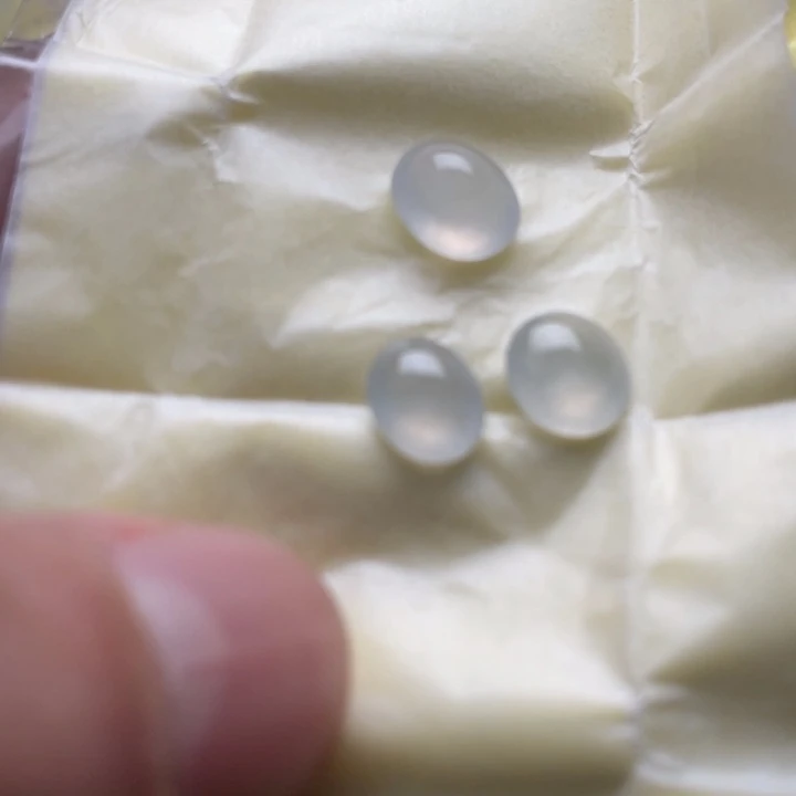 定制翡翠未镶嵌蛋面