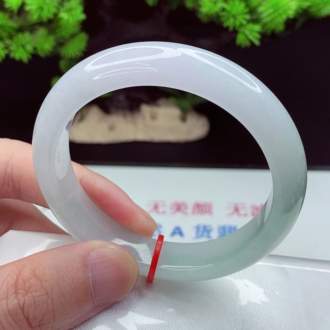 翡翠未镶嵌手镯57圈